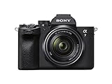 Sony α 7 IV | Spiegellose Vollformatkamera inkl. 28-70 mm Objektiv (33 MP, Echtzeit-Autofokus, 10 BpS, 4K60p, neigbarer Touchscreen, Z Akku), Schwarz