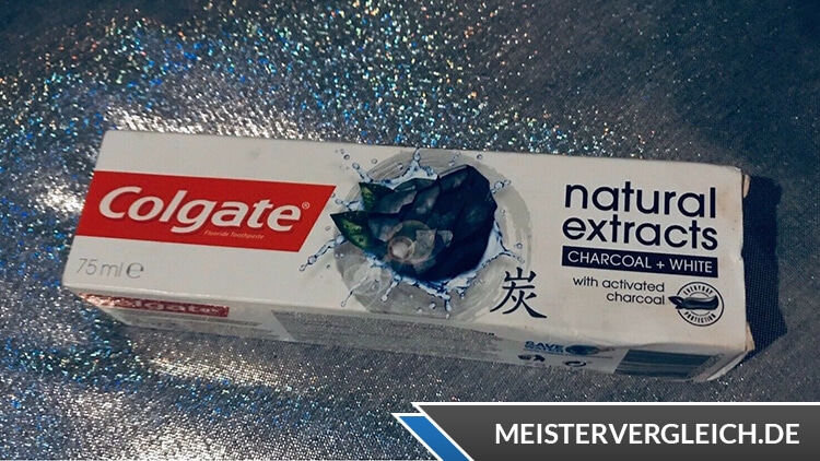 Colgate Aktivkohle Zahnpasta Test