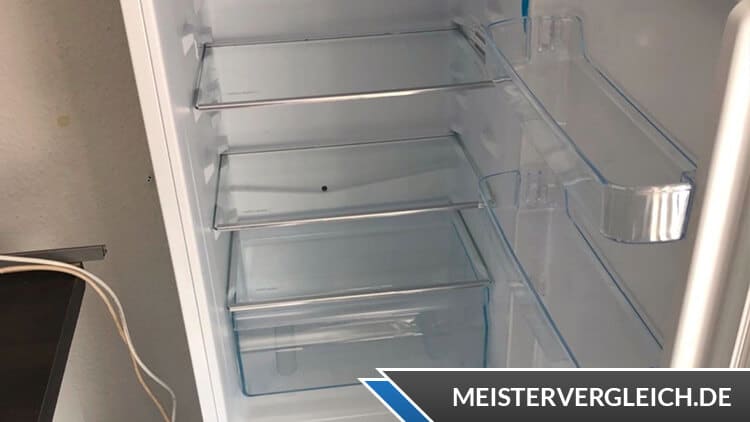 Amica Kühl--Gefrierkombi KGCL 384 010 Innenraum