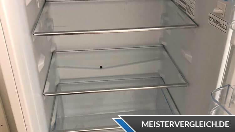 Amica Kühl--Gefrierkombi KGCL 384 010 Regale
