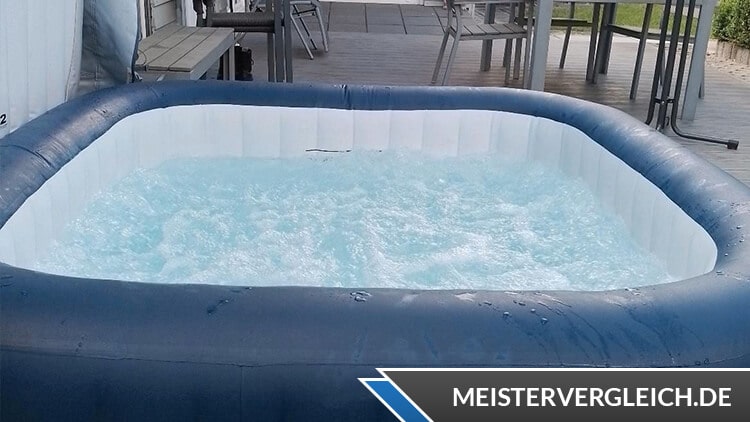 Bestway Whirlpool LAY-Z-SPA Hawaii Praxistest