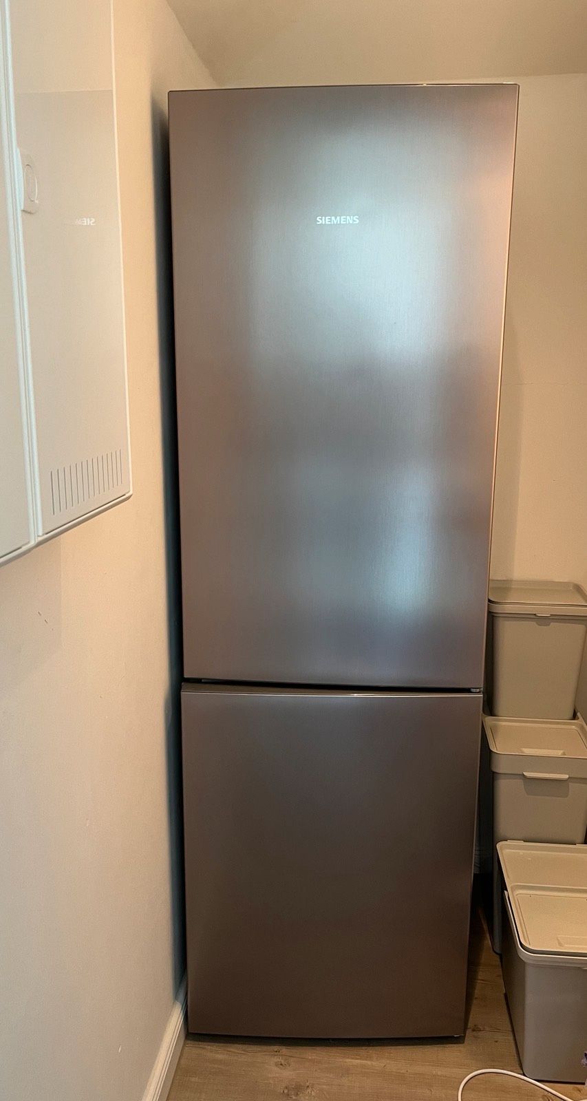 Siemens KG36VVLEA Kühl-Gefrierkombination